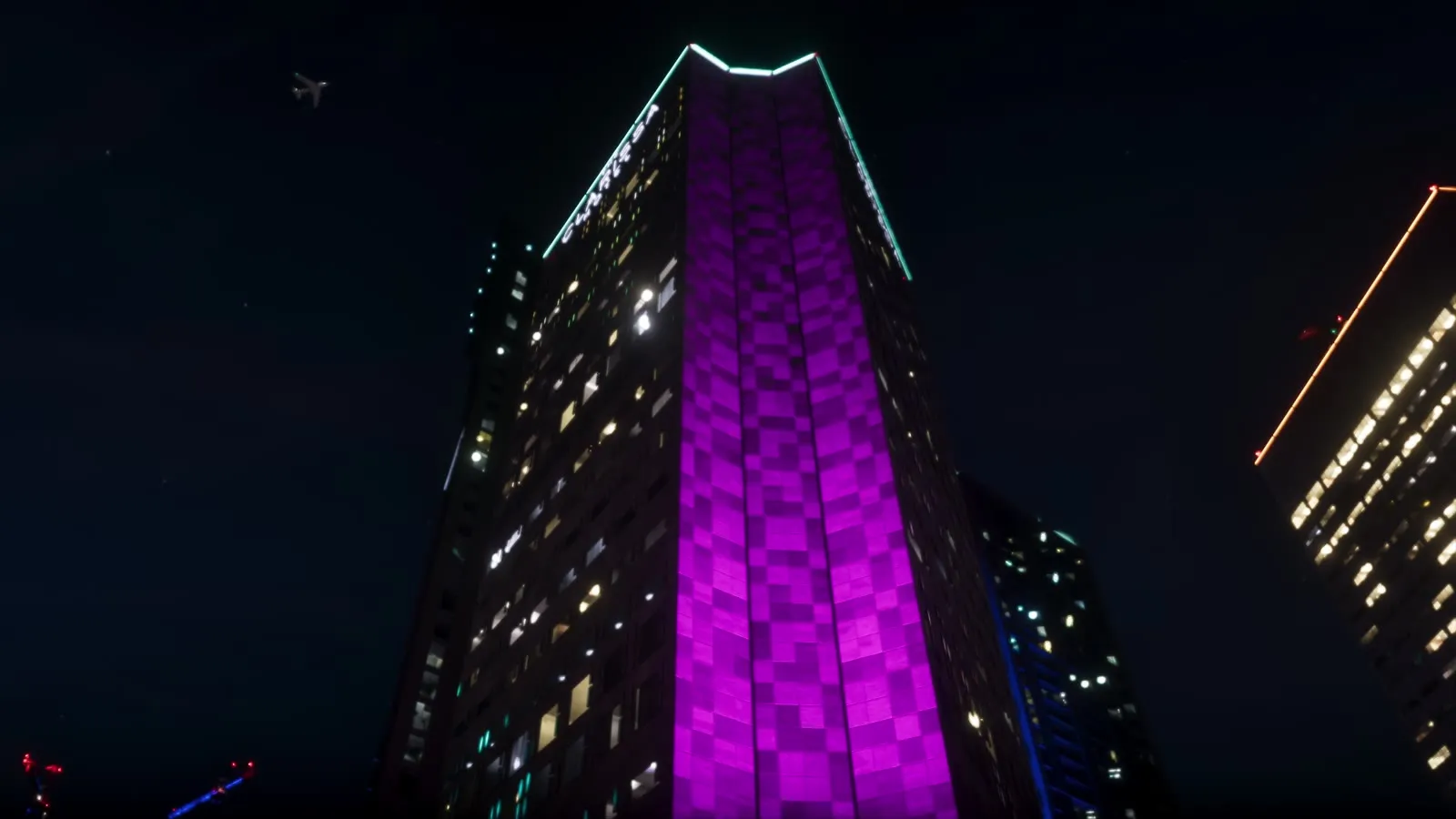 Ночной клуб Megamundo — GTA 6, Небоскрёб с фиолетовой подсветкой