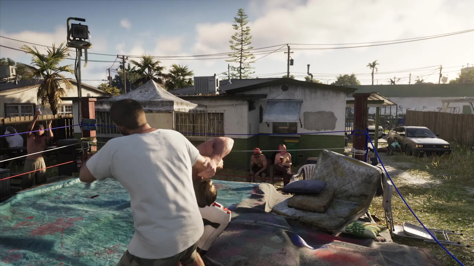 Реслинг на заднем дворе — GTA 6, Самодельный ринг во дворе