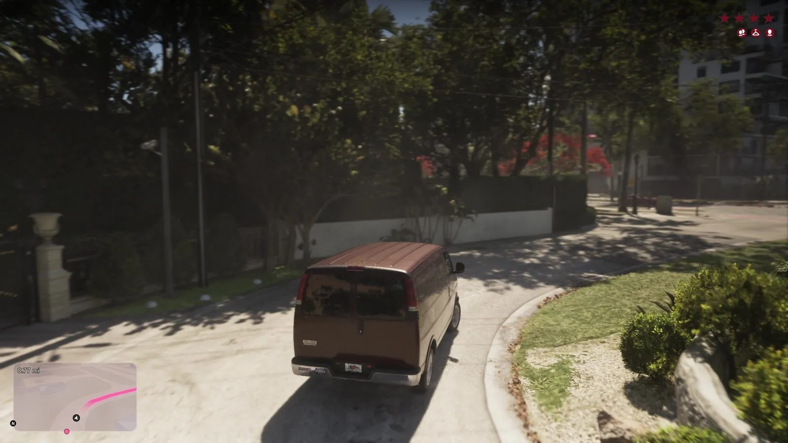 Бордовый фургон — GTA 6, Бордовый фургон на улице