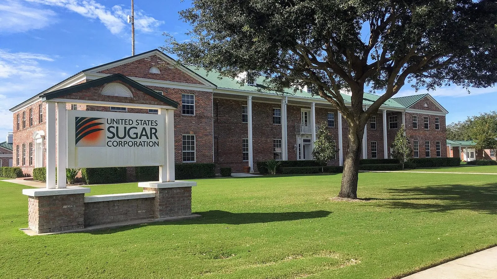 Штаб-квартира United States Sugar Corporation в Клюистоне